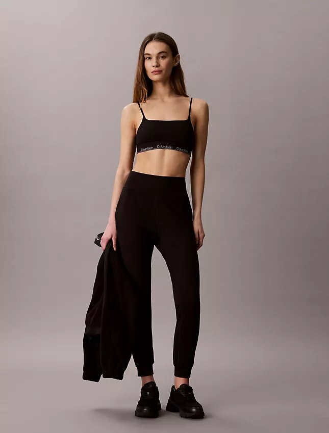Pantalones deportivos suaves Pantalones deportivos suaves