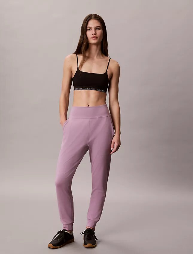 Pantalones deportivos suaves Pantalones deportivos suaves