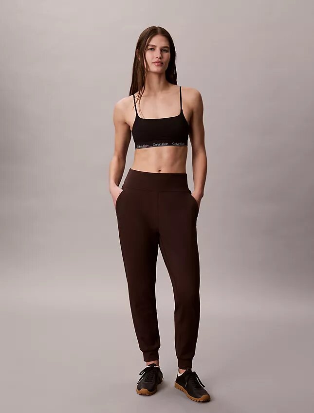 Pantalones deportivos suaves Pantalones deportivos suaves