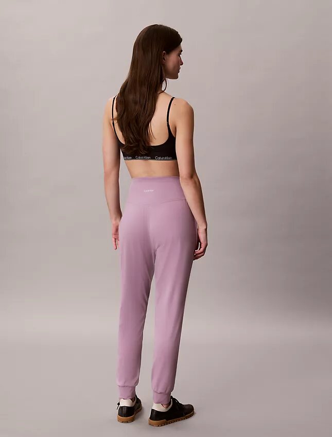 Pantalones deportivos suaves Pantalones deportivos suaves