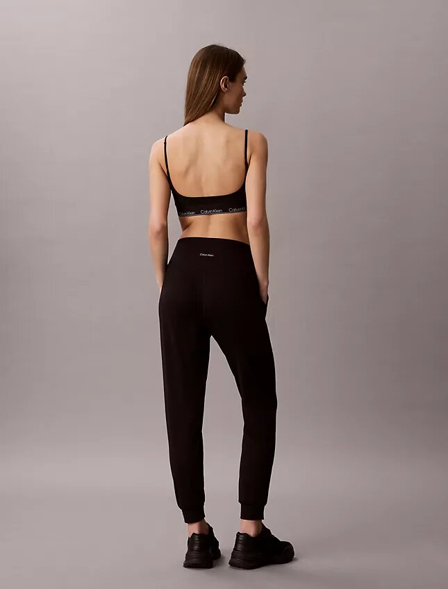Pantalones deportivos suaves Pantalones deportivos suaves