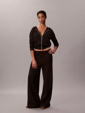 Pantalones holgados de punto