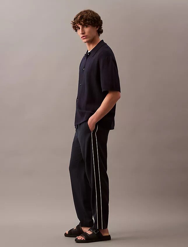 Pantalones holgados y ajustados Pantalones holgados y ajustados