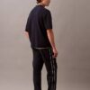 Pantalones holgados y ajustados Pantalones holgados y ajustados