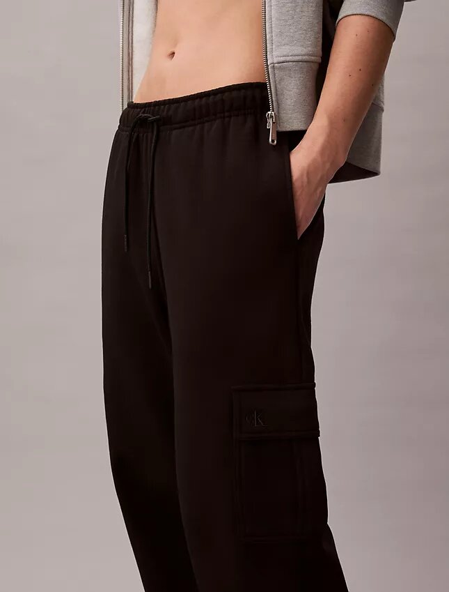 Pantalones joggers cargo de felpa con Monogram Pantalones joggers cargo de felpa con Monogram