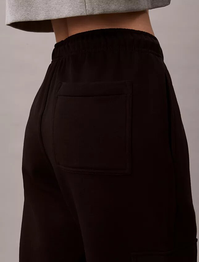 Pantalones joggers cargo de felpa con Monogram Pantalones joggers cargo de felpa con Monogram