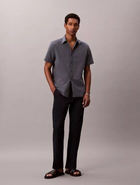 Pantalones rectos de seersucker