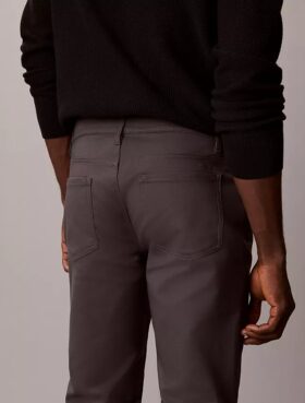 Pantalones Slim Move de 5 bolsillos Pantalones Slim Move de 5 bolsillos