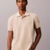Polo con cuello de piqué en bloques de color Polo con cuello de piqué en bloques de color