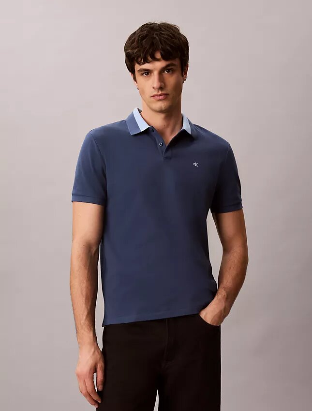 Polo con cuello de piqué en bloques de color Polo con cuello de piqué en bloques de color