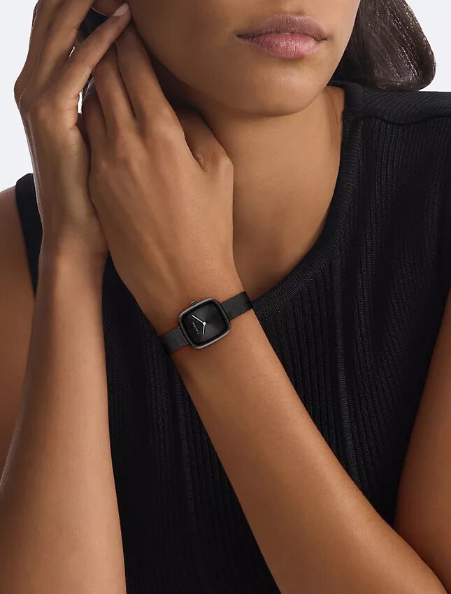 Reloj de malla curvada Reloj de malla curvada