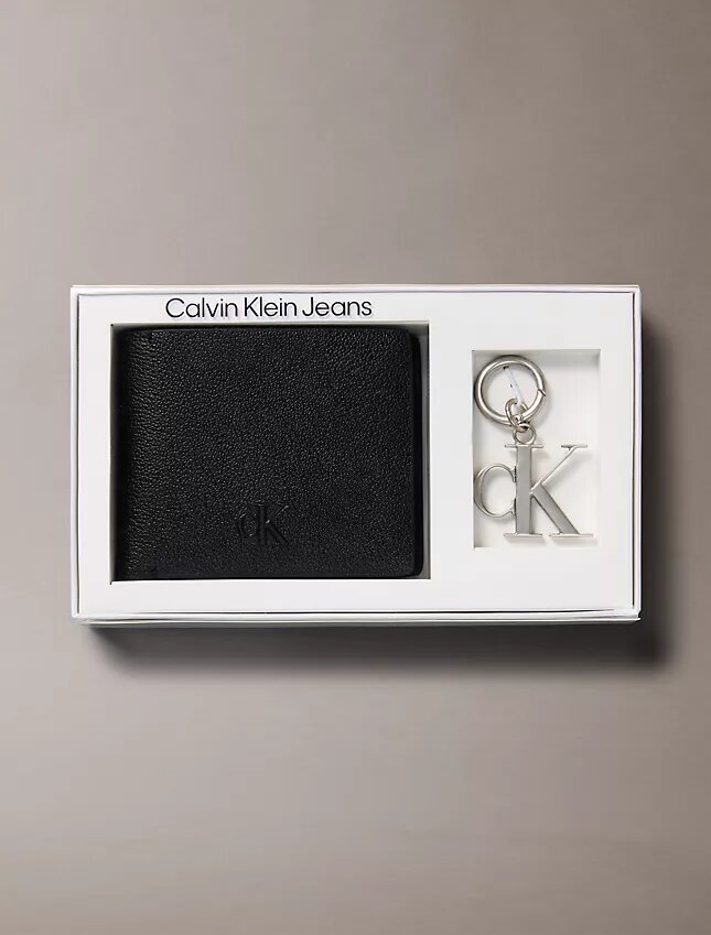 Set de regalo con cartera de cuero refinado + llavero Set de regalo con cartera de cuero refinado + llavero