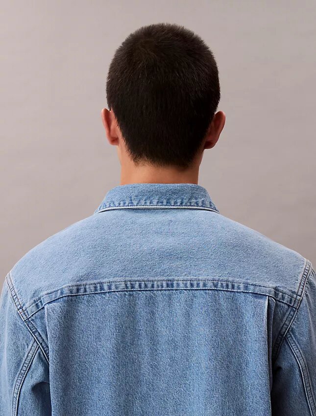 Sobrecamiseta Denim con emblema de los 90 Sobrecamiseta Denim con emblema de los 90