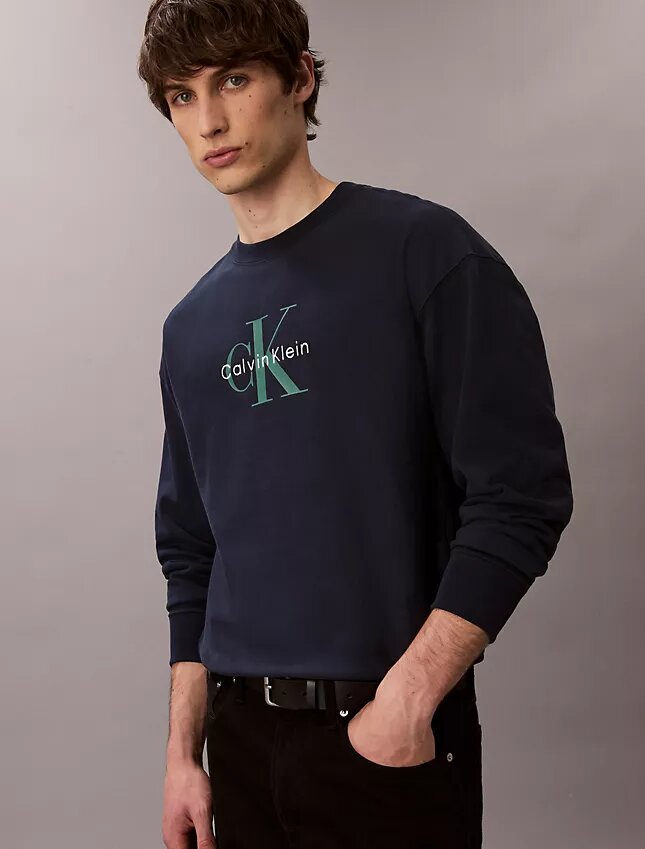 Sudadera holgada de felpa de primera calidad con logotipo Monogram Sudadera holgada de felpa de primera calidad con logotipo Monogram