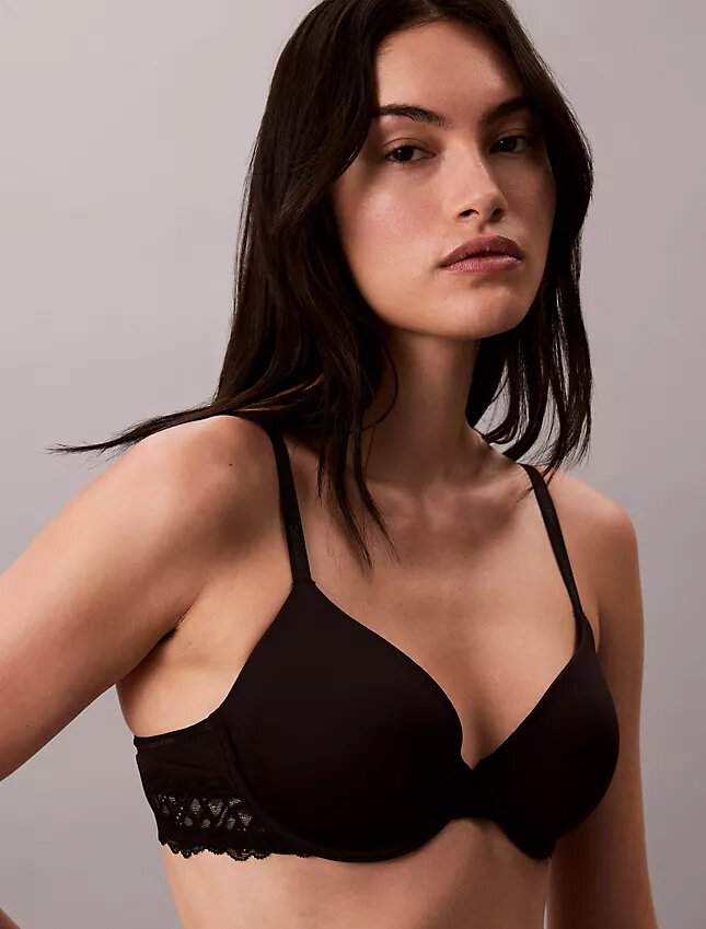 Sujetador Attraction con forro ligero y cobertura perfecta Sujetador Attraction con forro ligero y cobertura perfecta