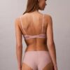 Sujetador Attraction con forro ligero y cobertura perfecta Sujetador Attraction con forro ligero y cobertura perfecta