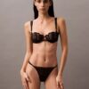 Sujetador balconette Unlined de encaje floral negro de CK