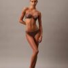 Sujetador balconette Unlined de encaje floral negro de CK Sujetador balconette Unlined de encaje floral negro de CK