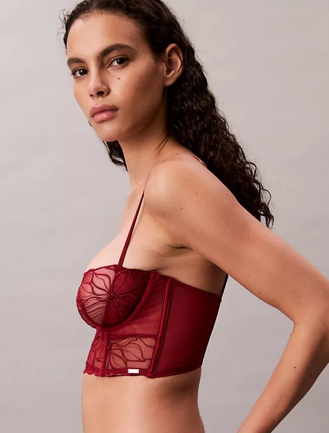 Sujetador balconette Unlined de encaje floral negro de CK Sujetador balconette Unlined de encaje floral negro de CK