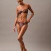 Sujetador balconette Unlined de encaje floral negro de CK Sujetador balconette Unlined de encaje floral negro de CK