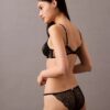 Sujetador plunge Unlined de encaje geométrico negro de CK Black Sujetador plunge Unlined de encaje geométrico negro de CK Black