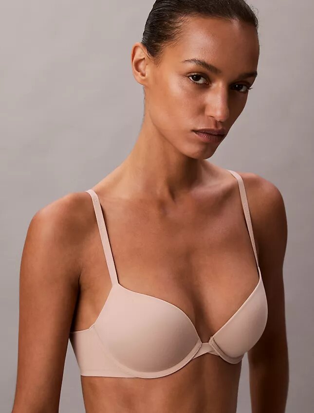 Sujetador Push-Up con escote profundo Perfectly Fit Sujetador Push-Up con escote profundo Perfectly Fit