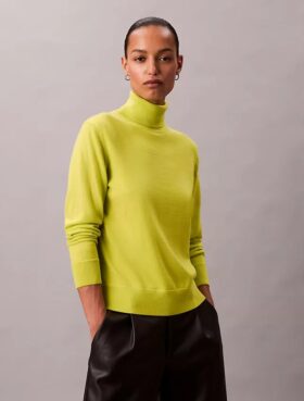 Suéter clásico de cuello alto de lana merino