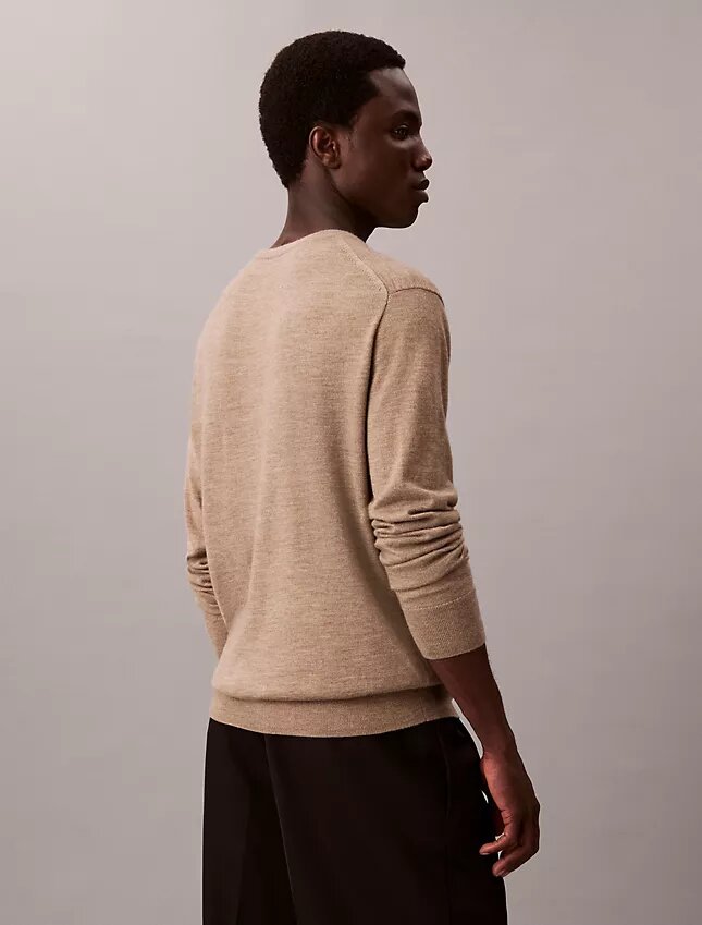 Suéter de cuello redondo de mezcla de merino extrafina Suéter de cuello redondo de mezcla de merino extrafina