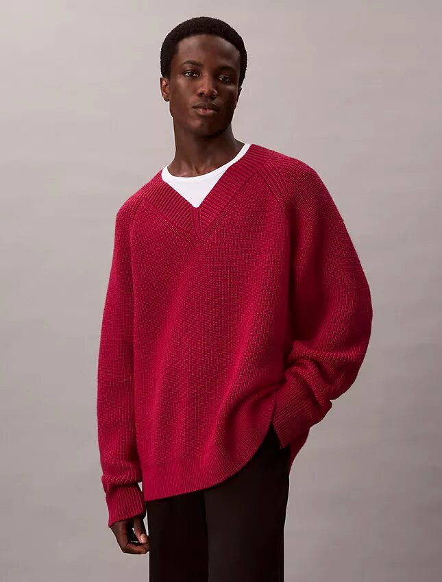 Suéter holgado con cuello en V de mezcla de lana merino Suéter holgado con cuello en V de mezcla de lana merino