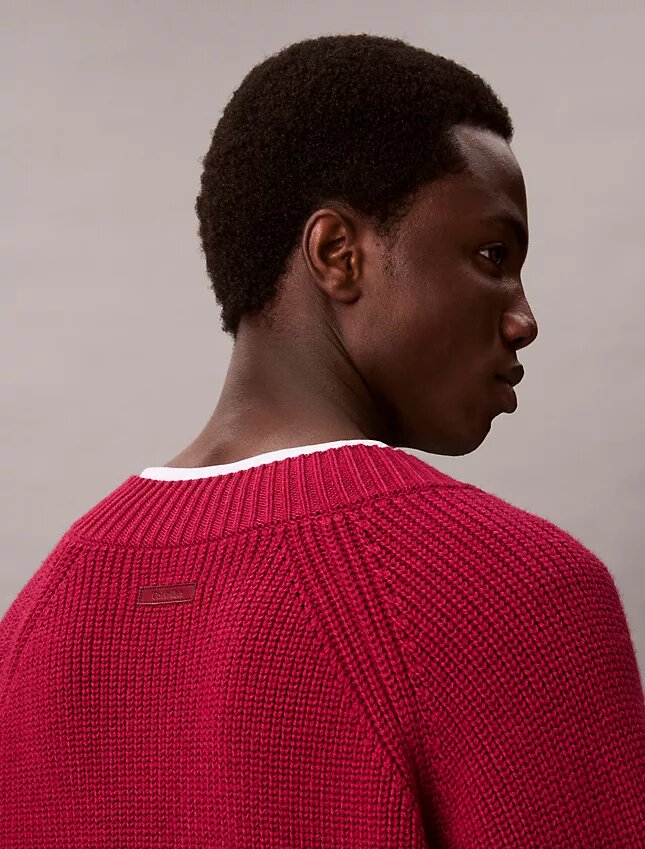Suéter holgado con cuello en V de mezcla de lana merino Suéter holgado con cuello en V de mezcla de lana merino