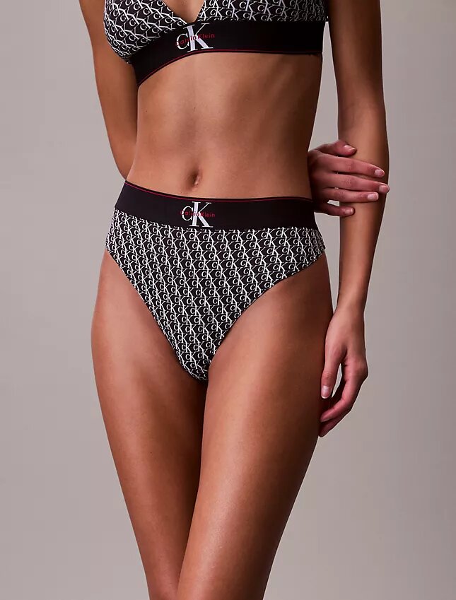 Tanga elástica de microfibra con monograma gráfico Tanga elástica de microfibra con monograma gráfico