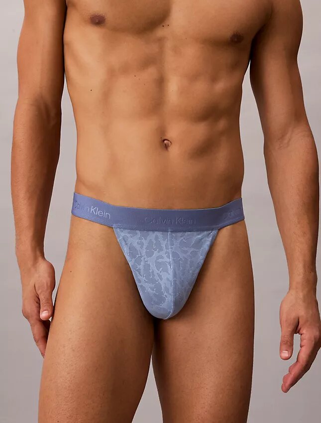 Thong de encaje de microfibra Thong de encaje de microfibra