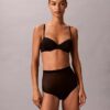 Thong de malla minimalista de cintura alta Thong de malla minimalista de cintura alta