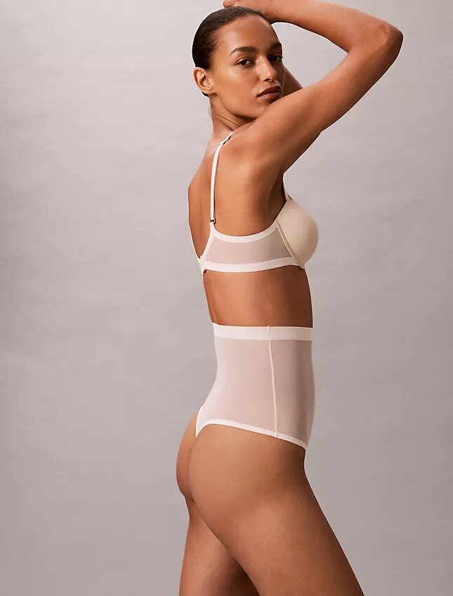 Thong de malla minimalista de cintura alta Thong de malla minimalista de cintura alta