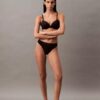 Thong flexible con costuras Thong flexible con costuras