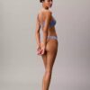 Thong flexible con costuras Thong flexible con costuras