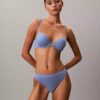Thong flexible con costuras Thong flexible con costuras