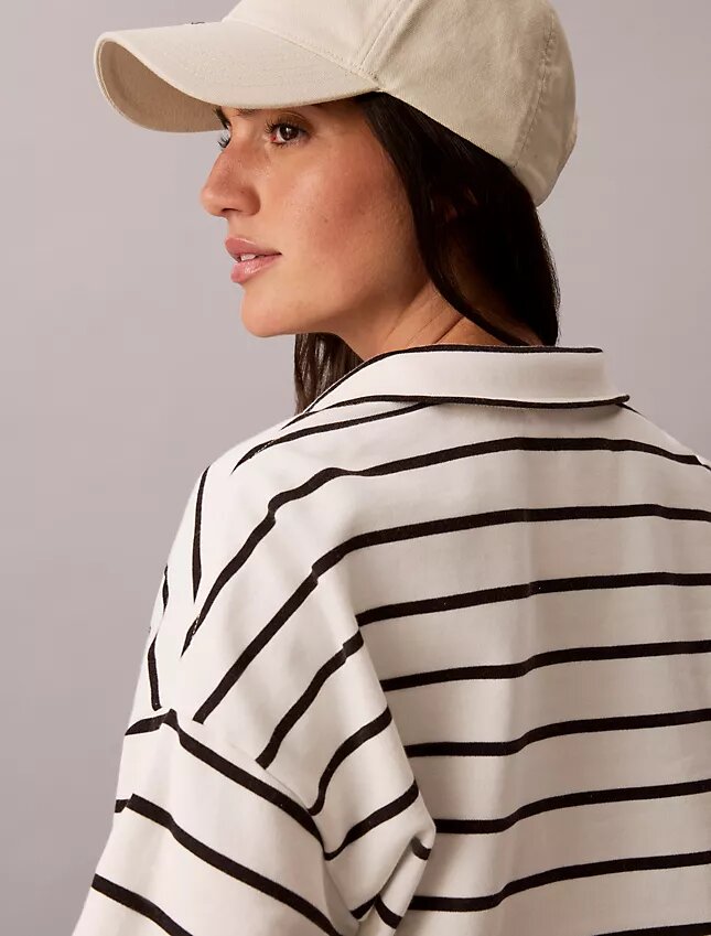 Top corto de felpa con Monogram a rayas Top corto de felpa con Monogram a rayas