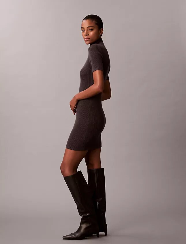 Vestido de punto acanalado de mezcla de lana merino y lurex Vestido de punto acanalado de mezcla de lana merino y lurex