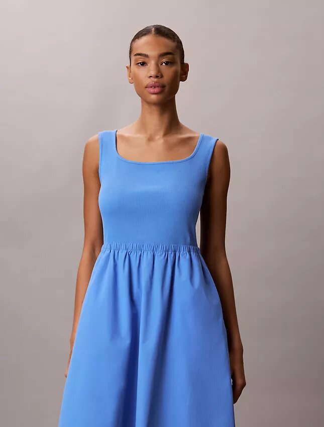 Vestido midi fruncido Vestido midi fruncido