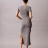 Vestido midi liso y ajustado Vestido midi liso y ajustado