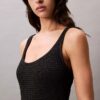 Vestido mini con punto de suéter Vestido mini con punto de suéter