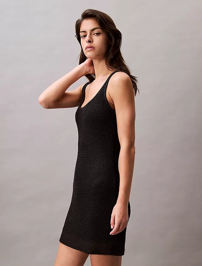 Vestido mini con punto de suéter Vestido mini con punto de suéter