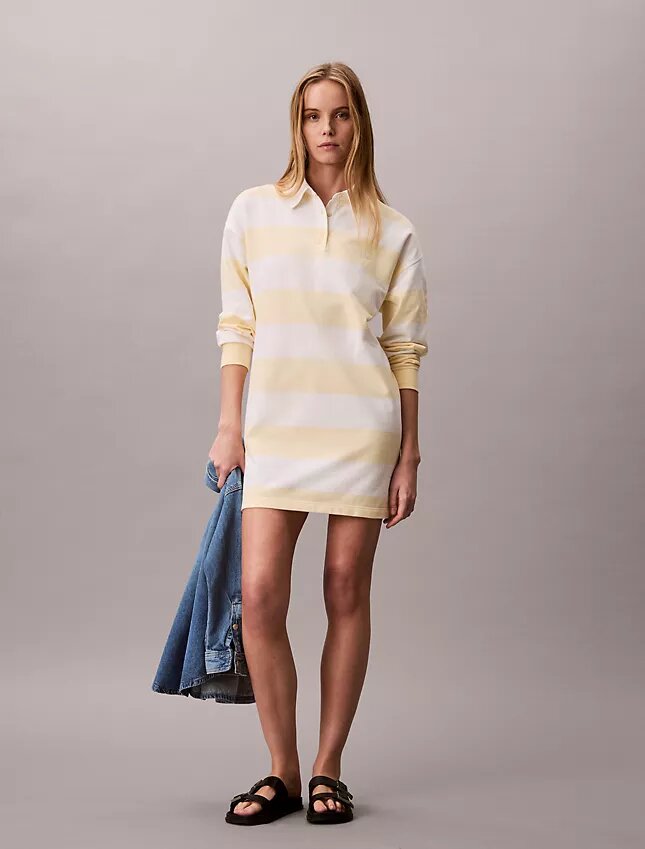 Vestido polo mini con rayas universitarias Vestido polo mini con rayas universitarias