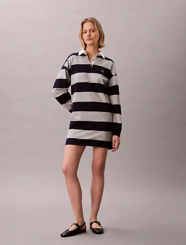 Vestido polo mini con rayas universitarias Vestido polo mini con rayas universitarias