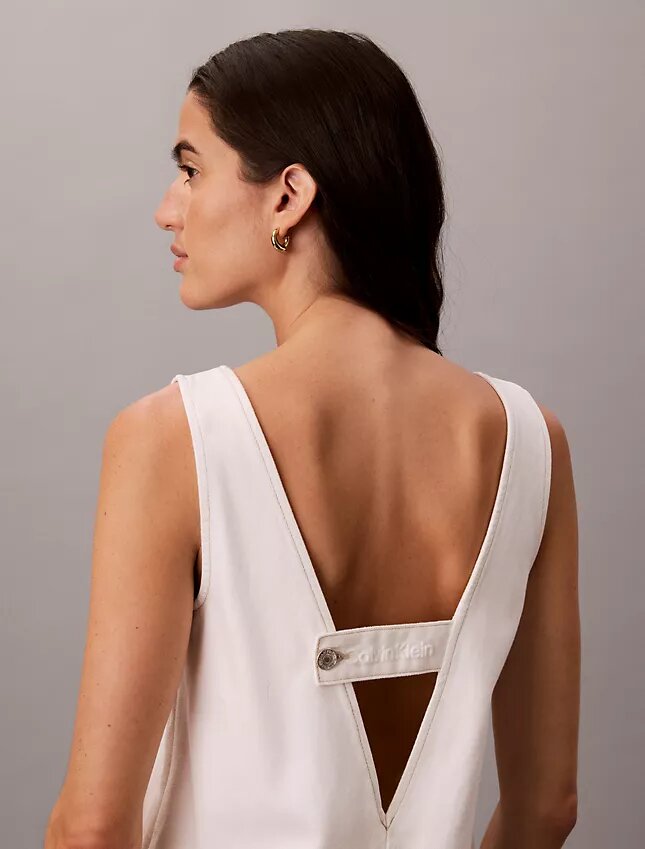 Vestido recto de Denim con cuello en V Vestido recto de Denim con cuello en V